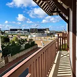 Les Planches A Deux Pas De La *